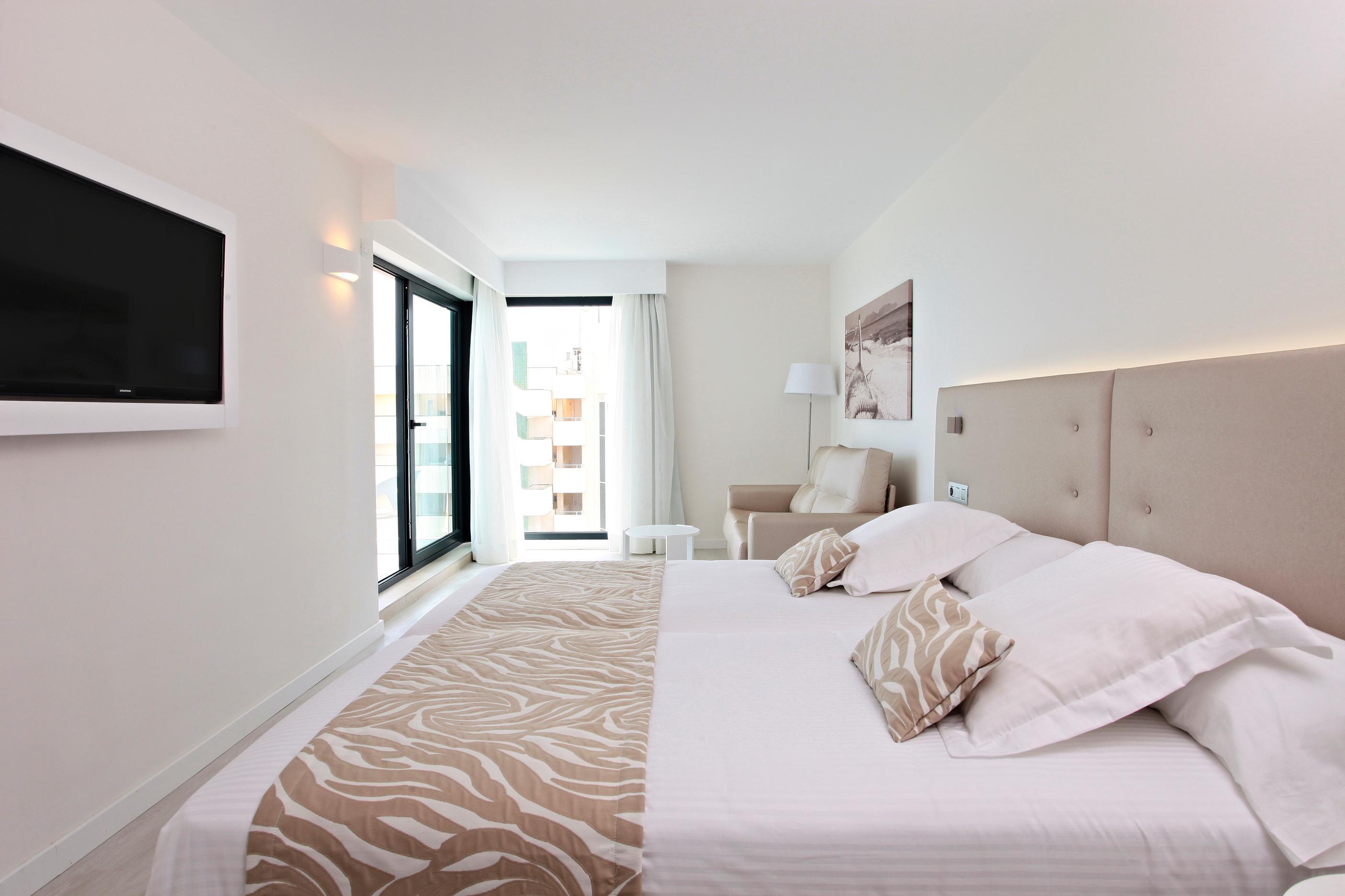 อิเบโรสตาร์ กาลา มิยอร์ - สำหรับผู้ใหญ่เท่านั้น Hotel กาลามิยอร์ ภายนอก รูปภาพ